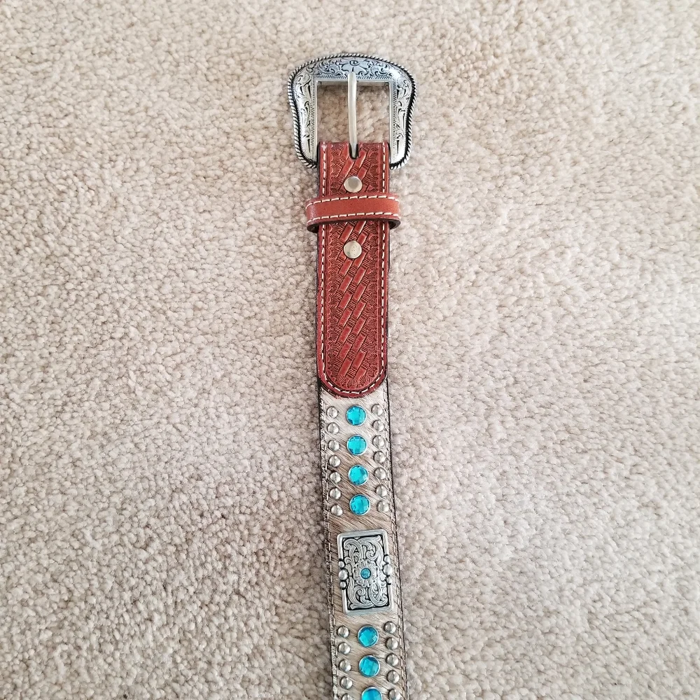 Nocona Kid's Rhinestone and Concho Leather Cow Hair Belt Size 22